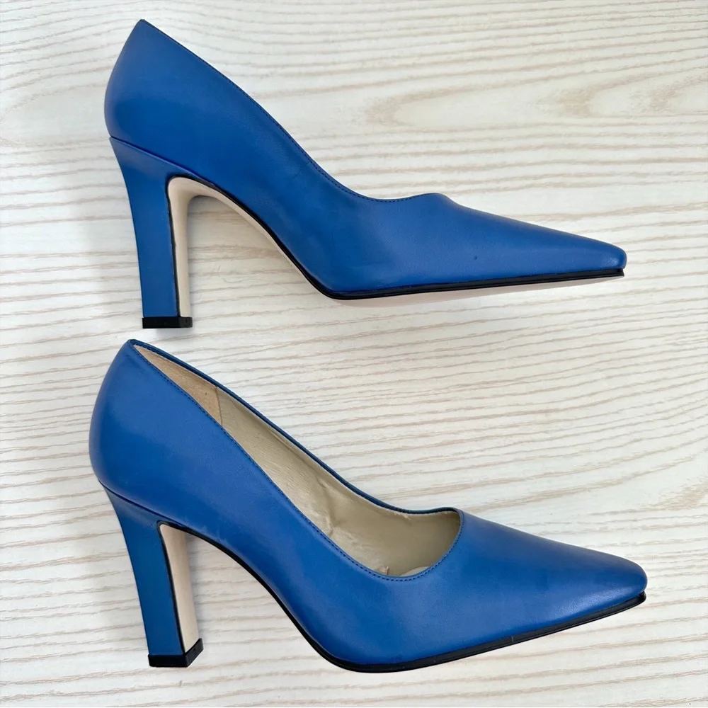 Nine West Vintage 90s Style Closed Toe Slip In Basic Pumps Sky Blue Size 5.5
